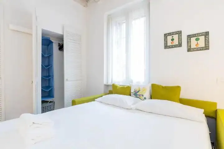 Apartment Alzaia Green Room Milan