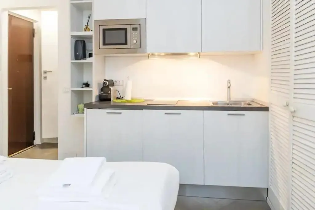 Apartment Alzaia Green Room Milan Italy